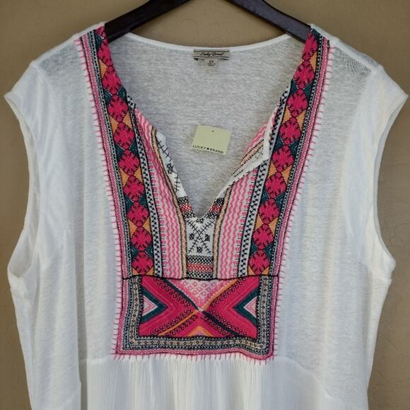 Lucky Brand Split Neck Embroidered Top - Picture 3 of 8